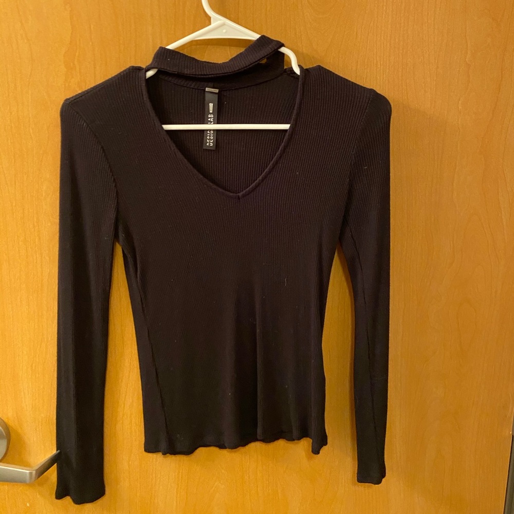 Black open front top